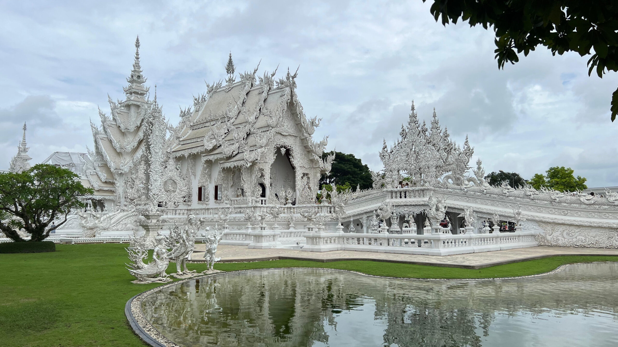 Wat Rong Khun the magestic White Temple. 