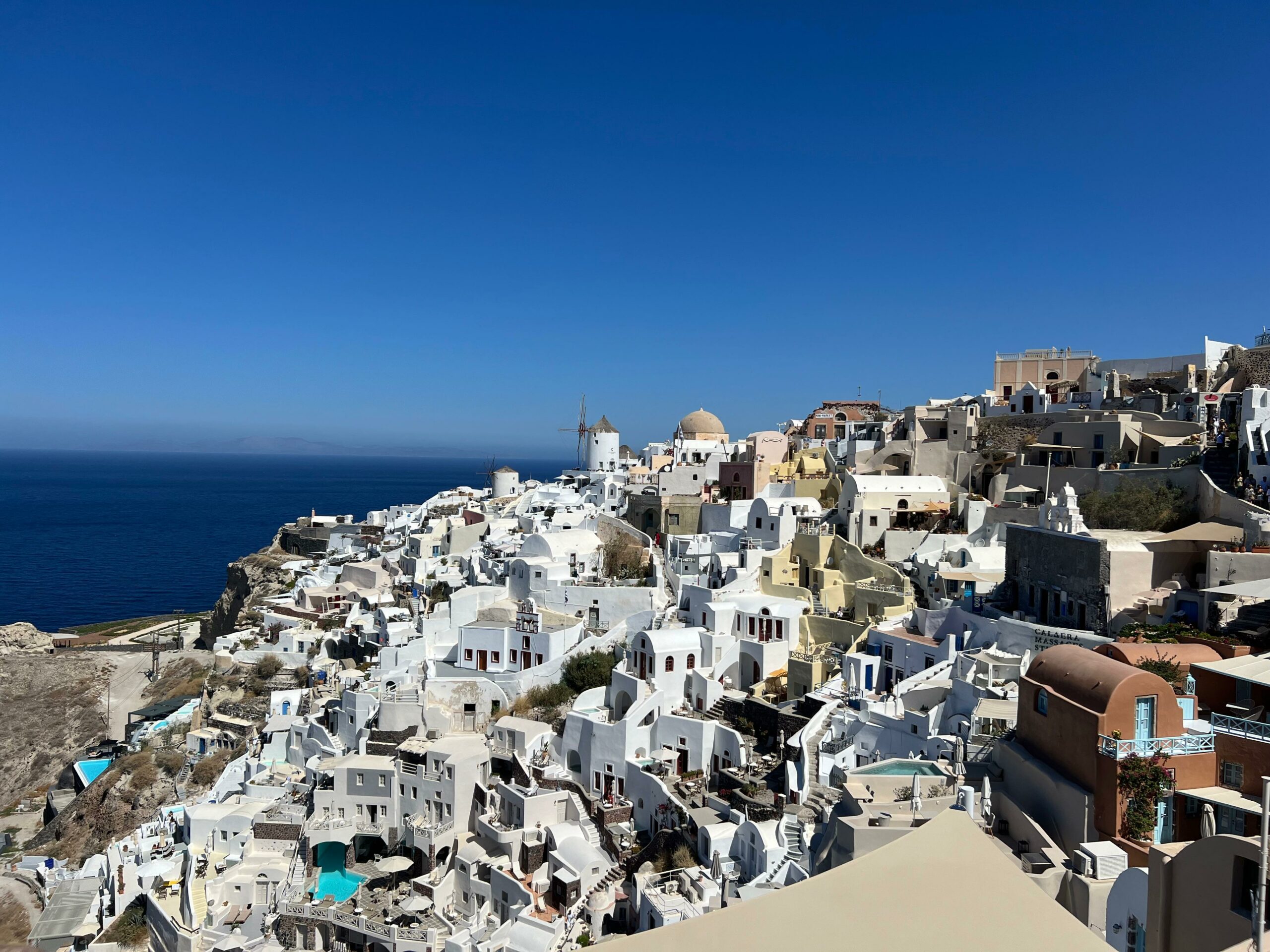 Must see in Santorini
